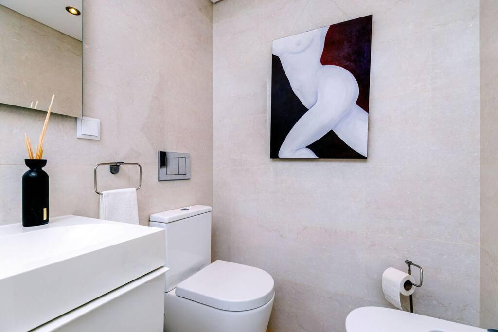 Cozy Bright Space With Landscape And Air Conditioner Lisbona Esterno foto